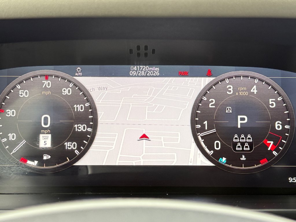 Used 2022 Land Rover Defender 110 SE AWD/4WD image 13