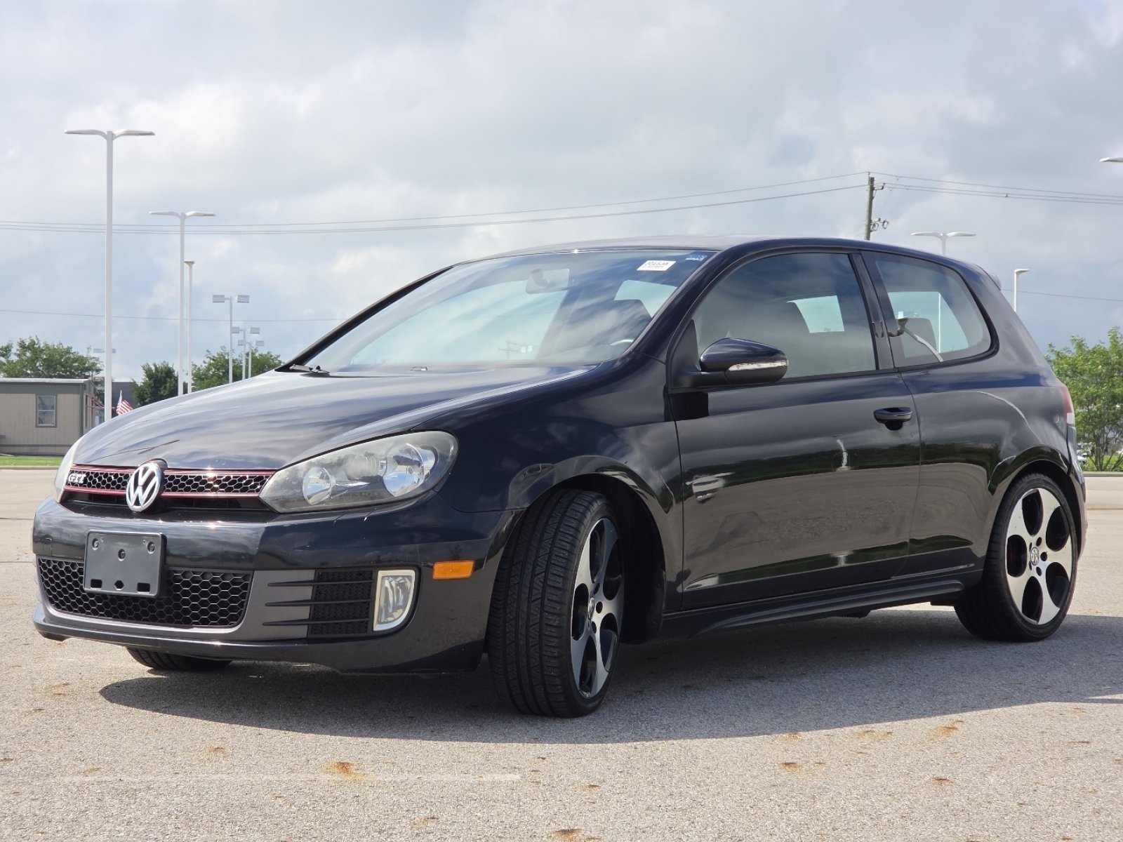 Used 2011 Volkswagen GTI 2-Door FWD image 12