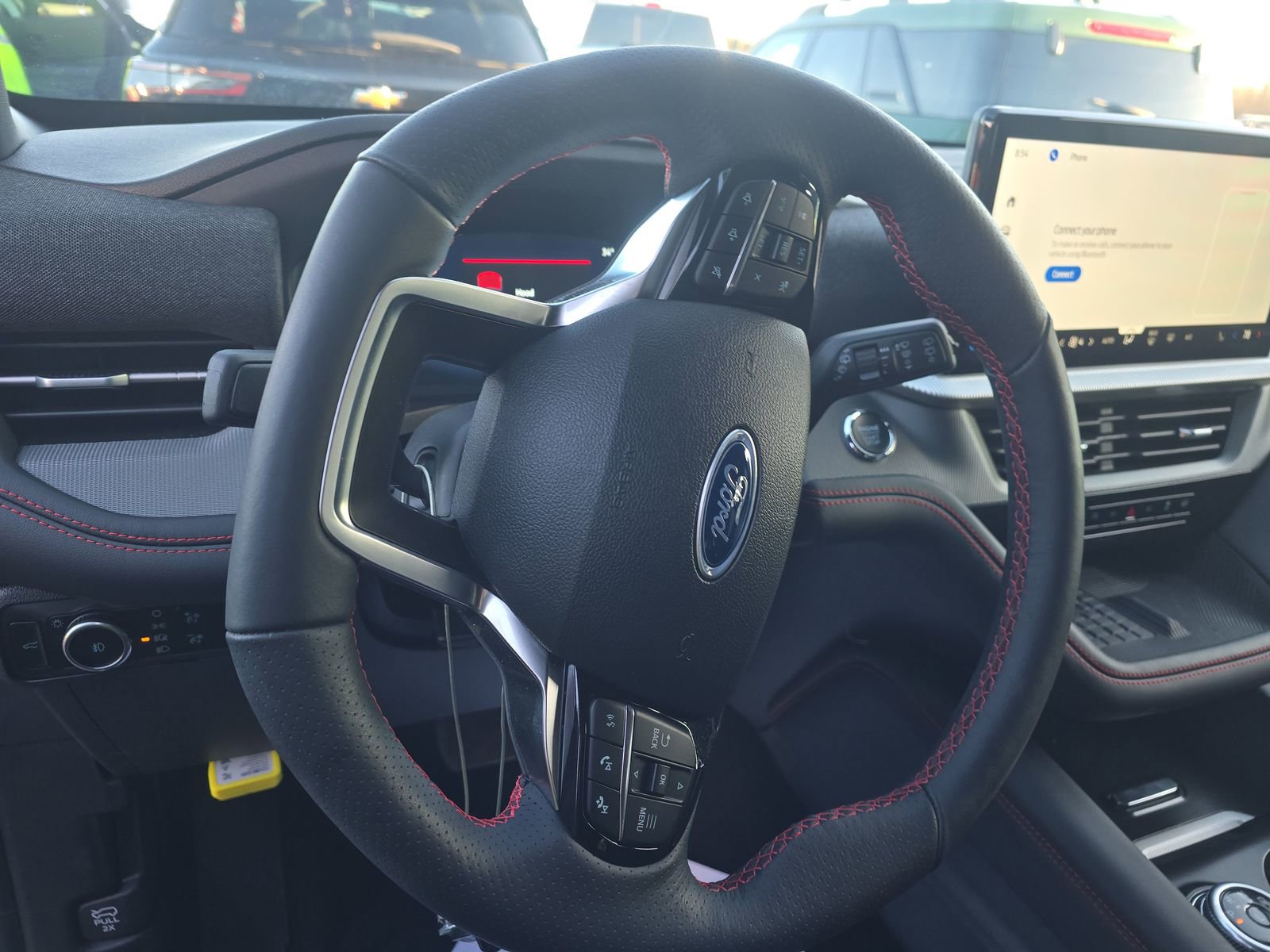 Used 2025 Ford Explorer ST-Line w/ Premium Package image 11