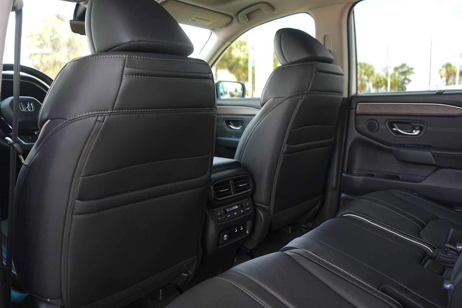 Used 2026 Honda Pilot Elite image 13