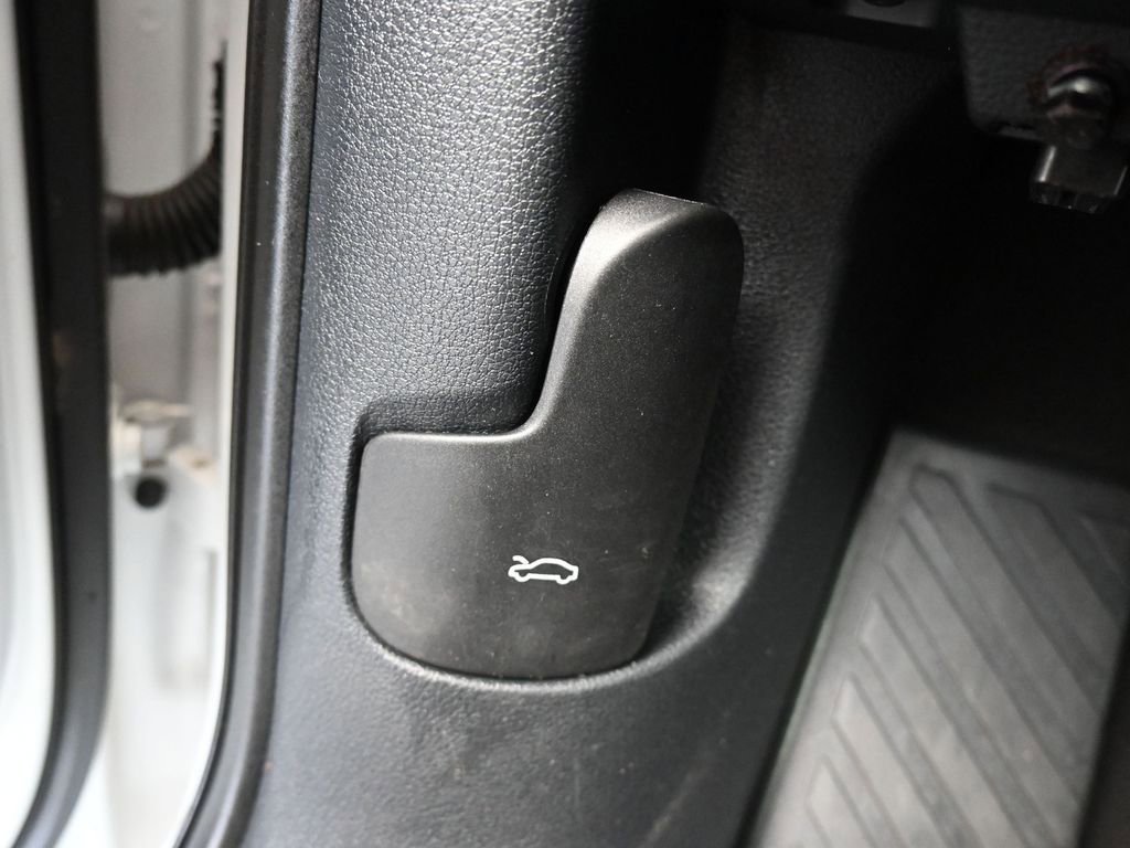 Used 2023 Audi Q3 2.0T Premium AWD/4WD image 28