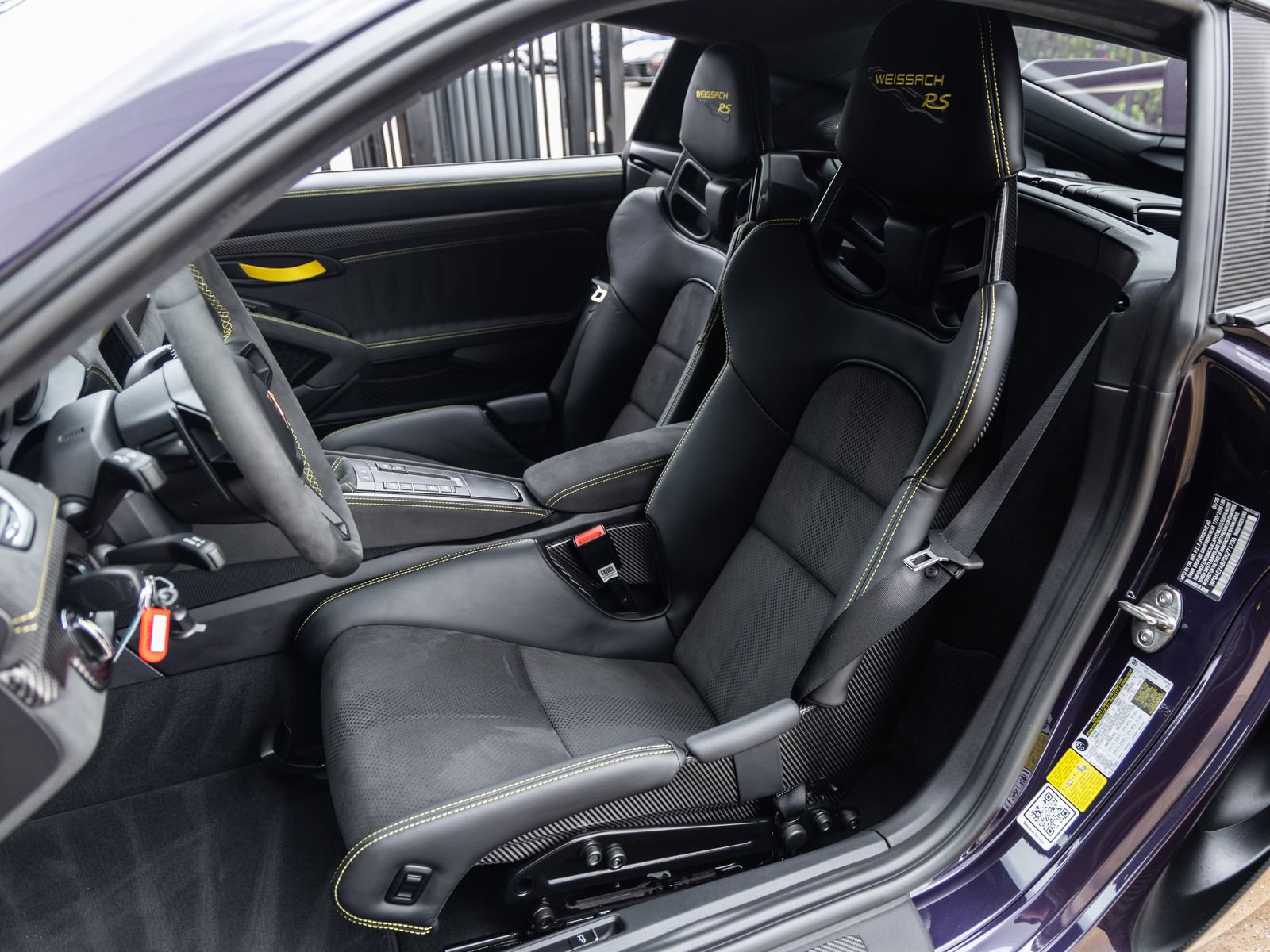 Certified 2025 Porsche 718 Cayman GT4 RS RWD image 5