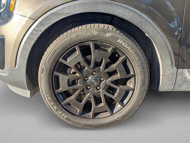 Used 2021 Kia Telluride SX w/ SX Prestige Package image 27
