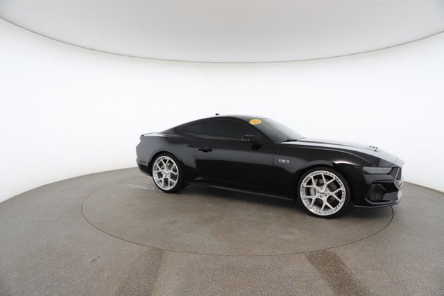 Used 2025 Ford Mustang GT Premium image 25