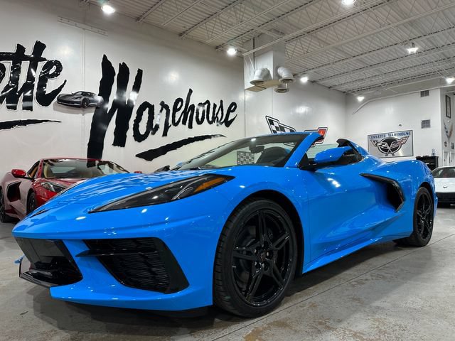 Used 2025 Chevrolet Corvette Stingray Convertible w/ 1LT RWD image 17