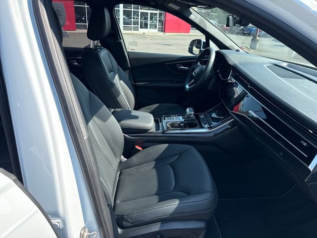 Used 2025 Audi Q7 3.0T Premium Plus AWD/4WD image 9