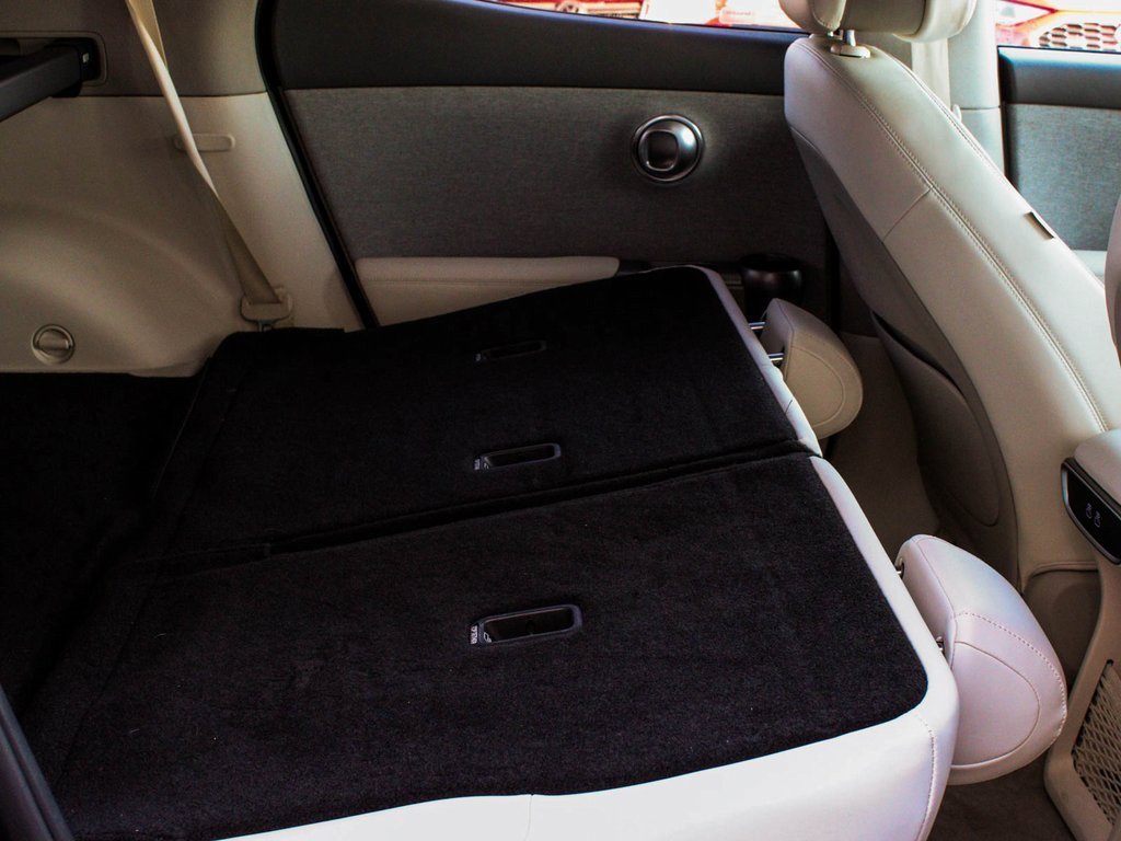 Used 2025 Genesis GV60 Advanced image 38