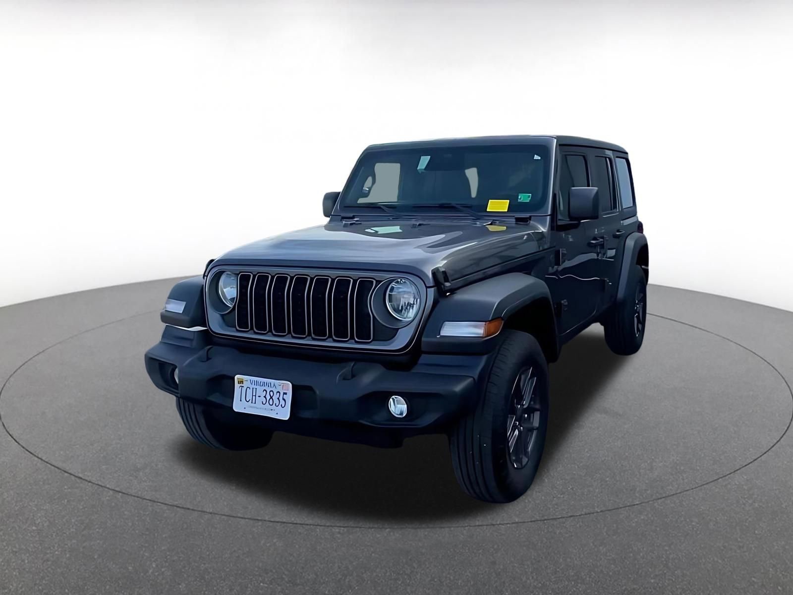 Used 2025 Jeep Wrangler Sport S image 4