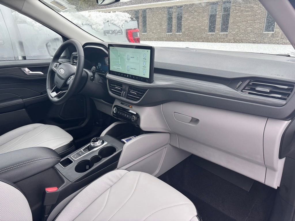 New 2026 Ford Escape Platinum w/ Premium Technology Package image 21