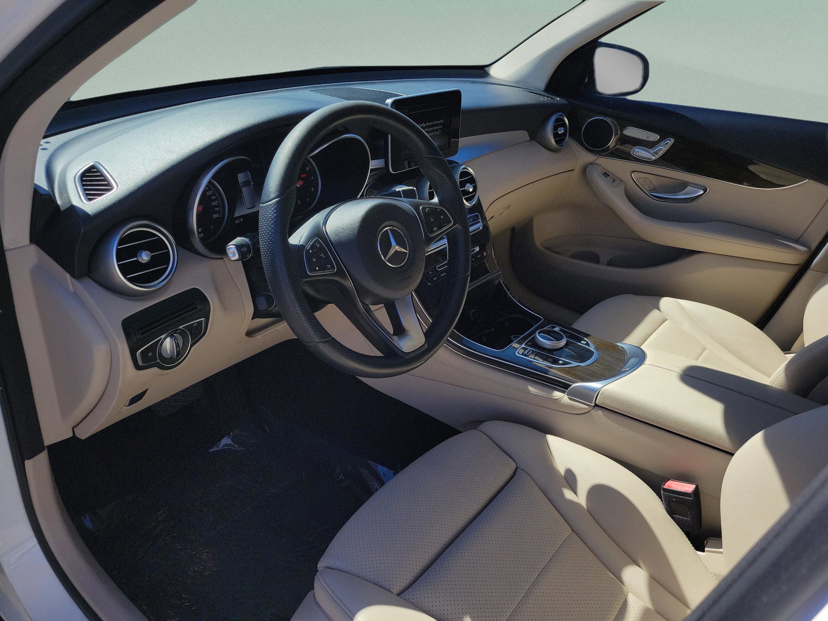 Certified 2019 Mercedes-Benz GLC 300 image 24