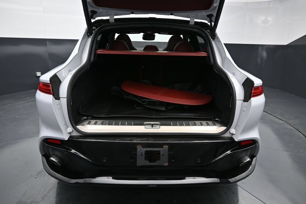 Used 2021 Aston Martin DBX AWD/4WD image 11