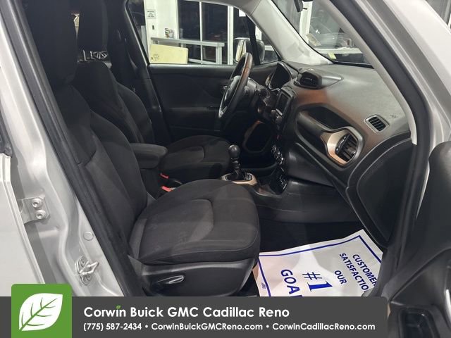 Used 2016 Jeep Renegade Sport w/ Power & Air Group image 11