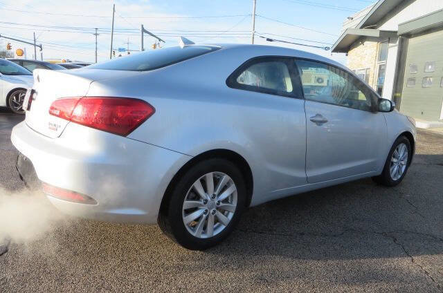 Used 2016 Kia Forte Koup EX FWD image 20