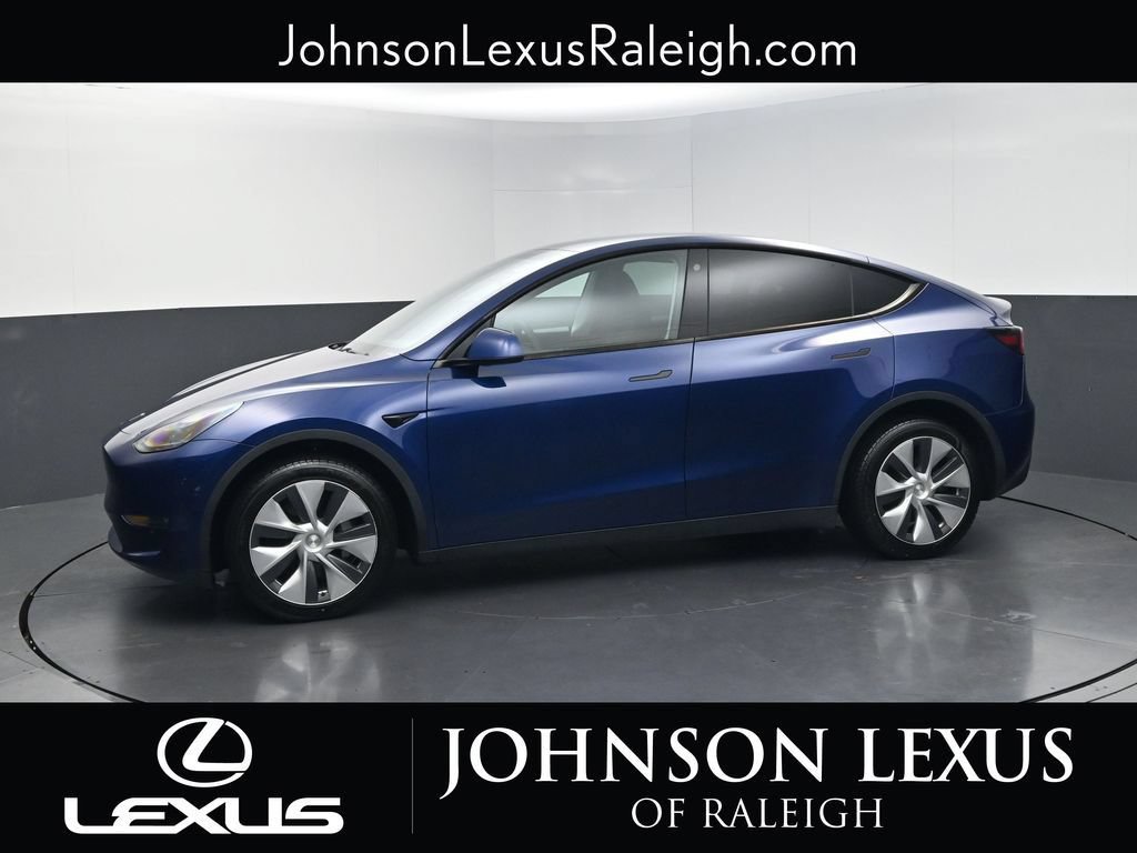 Used 2023 Tesla Model Y Long Range AWD/4WD image 2