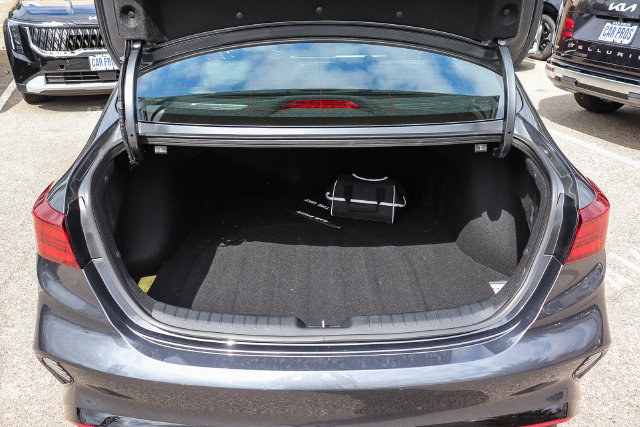 Certified 2023 Kia Forte GT FWD image 26