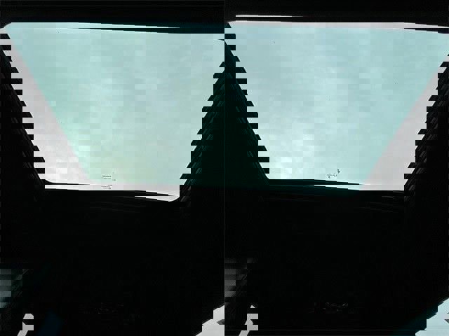 Used 2023 Dodge Durango GT image 29