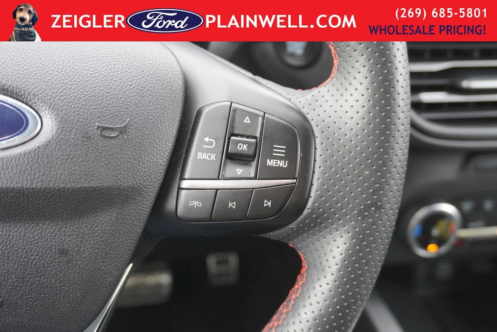 Used 2024 Ford Escape ST-Line image 25