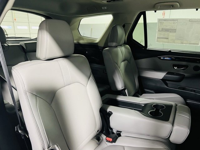 New 2025 Honda Pilot EX-L image 29