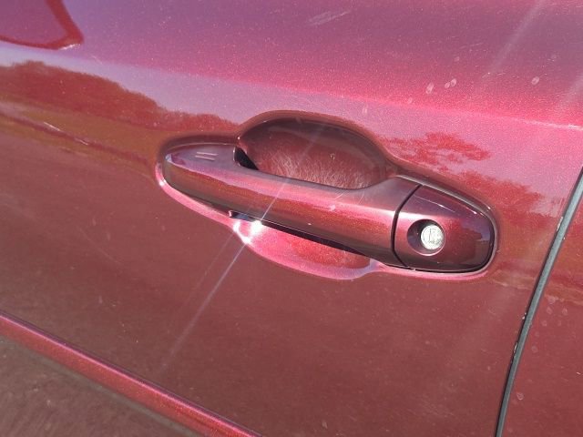 Used 2018 Toyota Highlander Limited image 24