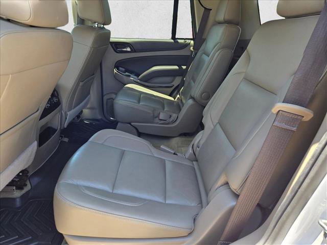 Used 2017 Chevrolet Tahoe LT w/ Luxury Package RWD image 17