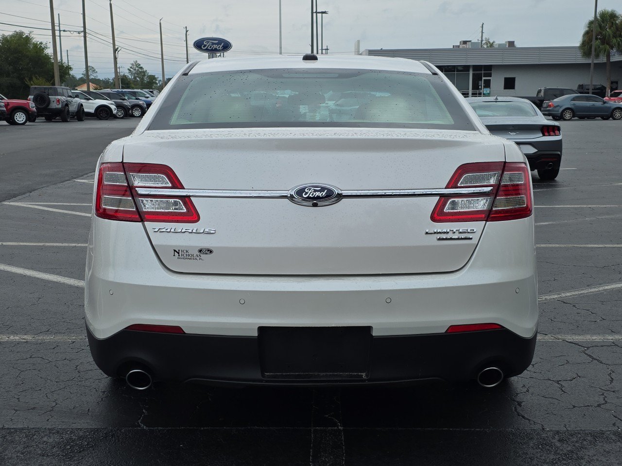 Certified 2019 Ford Taurus Limited FWD image 9