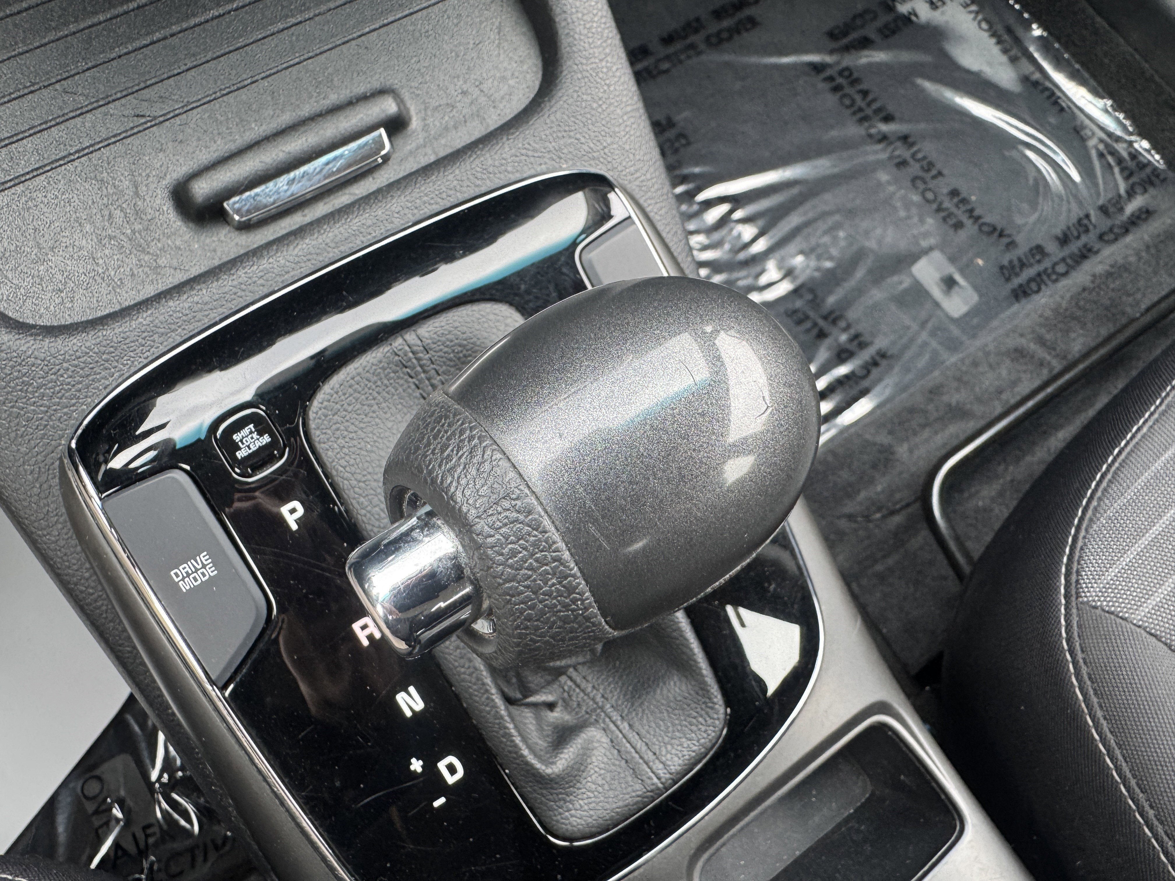 Used 2017 Kia Forte LX w/ LX Popular Package image 28