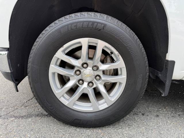 Used 2019 Chevrolet Silverado 1500 LT w/ All-Star Edition AWD/4WD image 27