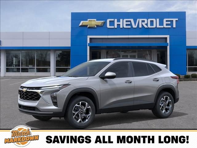 New 2026 Chevrolet Trax LT w/ Driver Confidence Package image 2