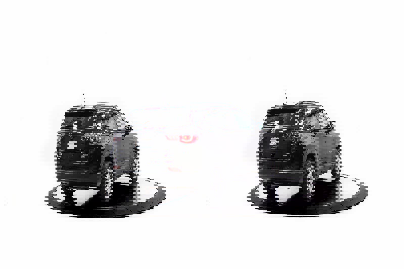 Used 2023 Jeep Compass Latitude image 7