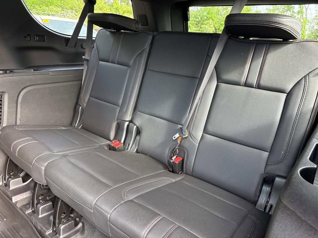 Used 2022 Chevrolet Suburban RST w/ Luxury Package AWD/4WD image 19