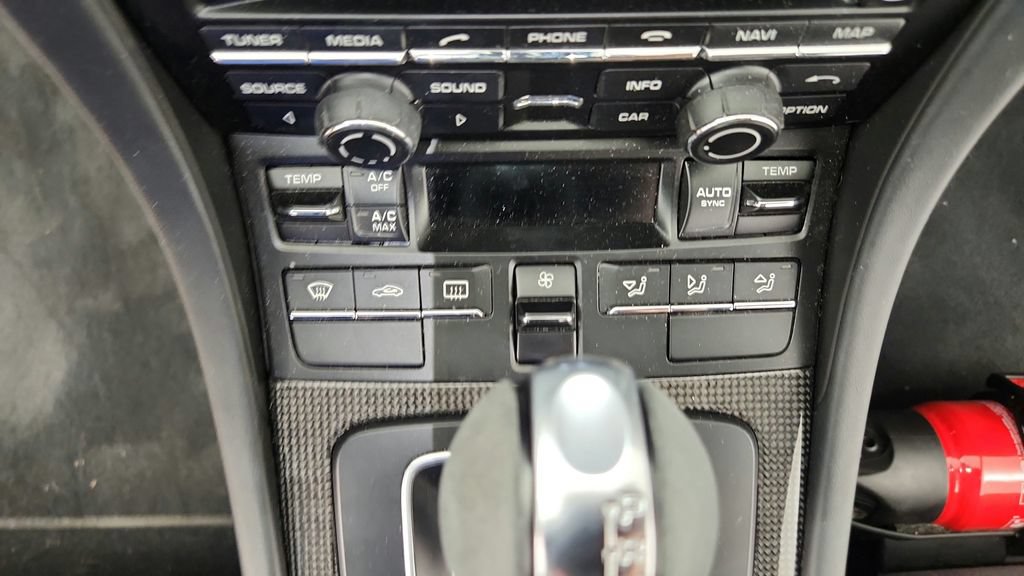 Used 2015 Porsche 911 GT3 RWD image 40