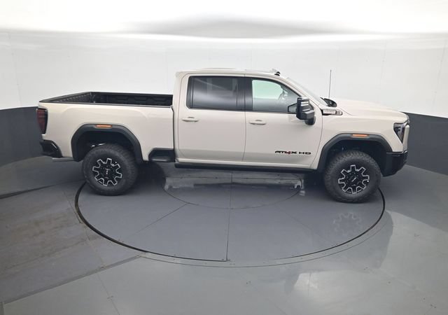 New 2026 GMC Sierra 2500 AT4X w/ LPO, Black Badging Package AWD/4WD image 16
