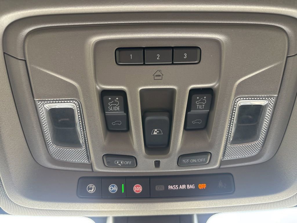 Used 2023 GMC Sierra 2500 Denali w/ Denali Black Diamond Edition image 21