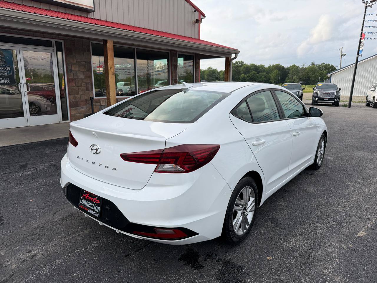 Used 2020 Hyundai Elantra SEL w/ Cargo Package (C1) FWD image 4