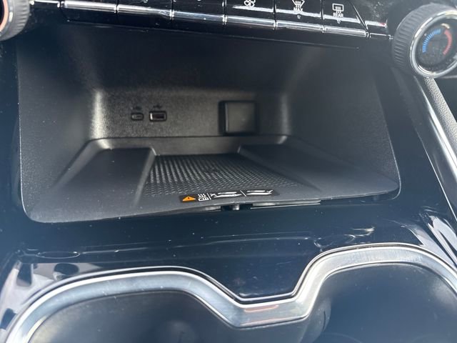 Used 2024 Chevrolet Traverse LT w/ Enhanced Driving Package image 32