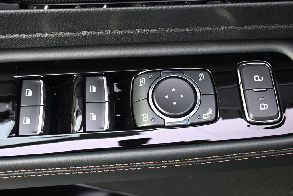 New 2026 Lincoln Aviator Reserve w/ Jet Appearance Package AWD/4WD image 24