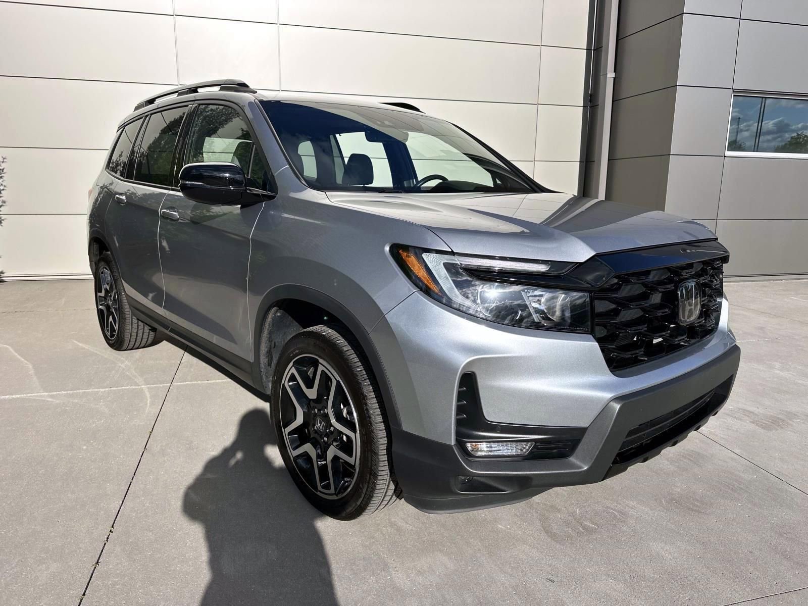 Used 2022 Honda Passport Elite image 3