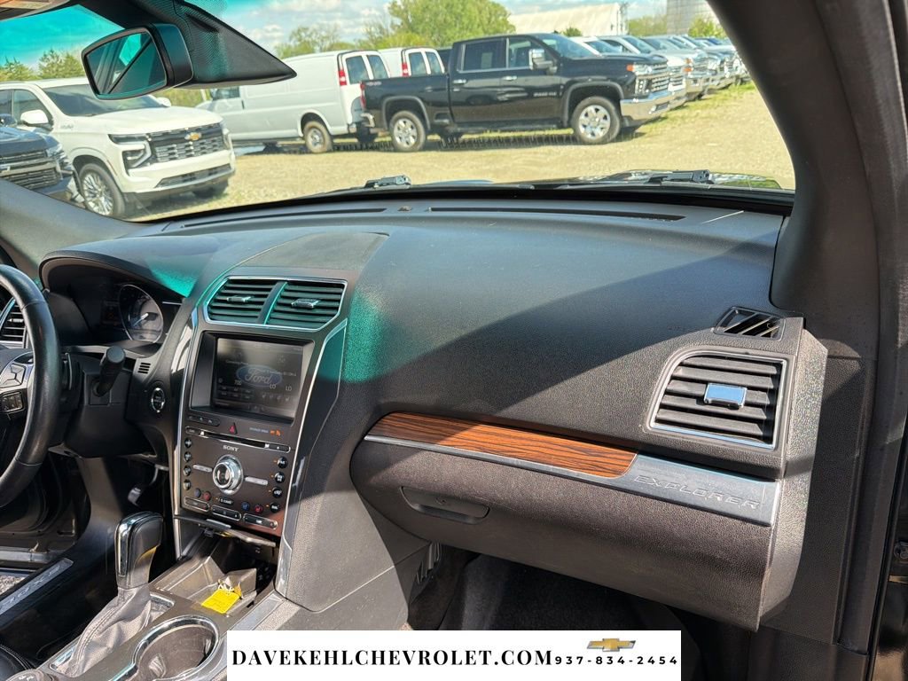 Used 2016 Ford Explorer Limited w/ Equipment Group 301A AWD/4WD image 20