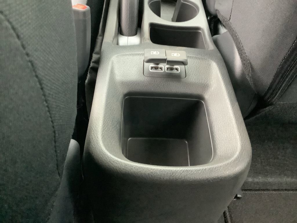 Used 2025 Nissan Versa S w/ Trunk Package image 31