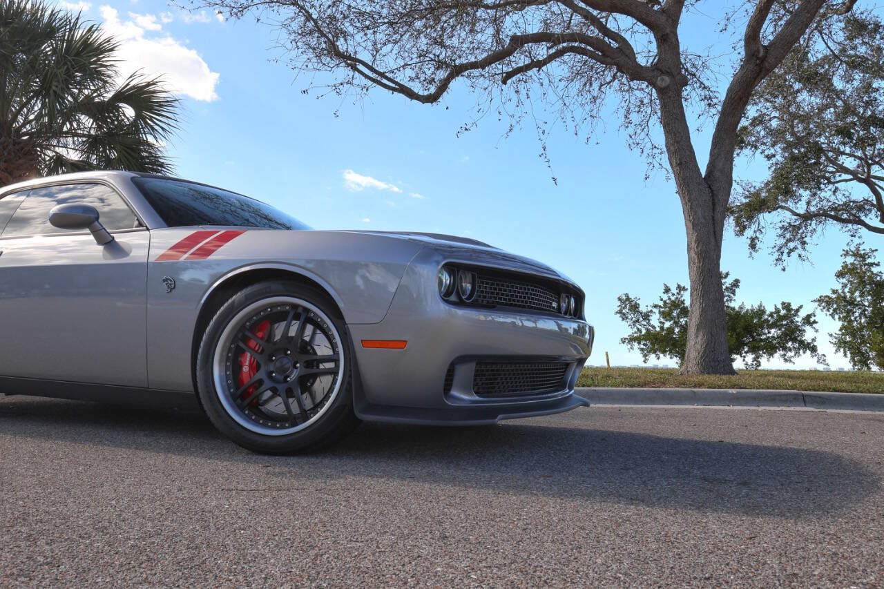 Used 2015 Dodge Challenger SRT Hellcat RWD image 45