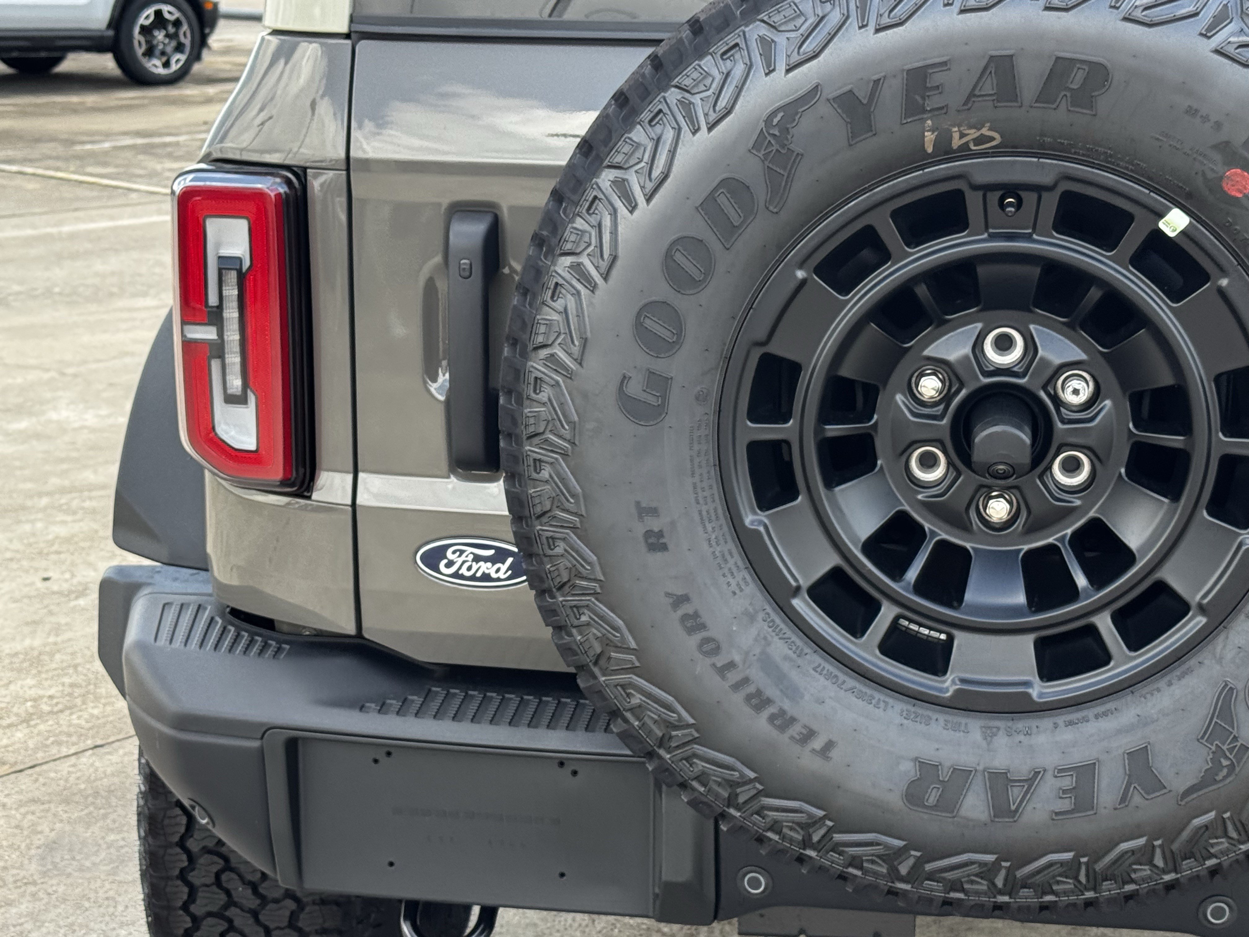New 2026 Ford Bronco Badlands AWD/4WD image 11