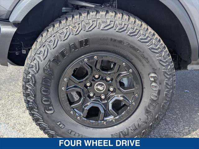 Certified 2023 Ford Bronco Wildtrak AWD/4WD image 9