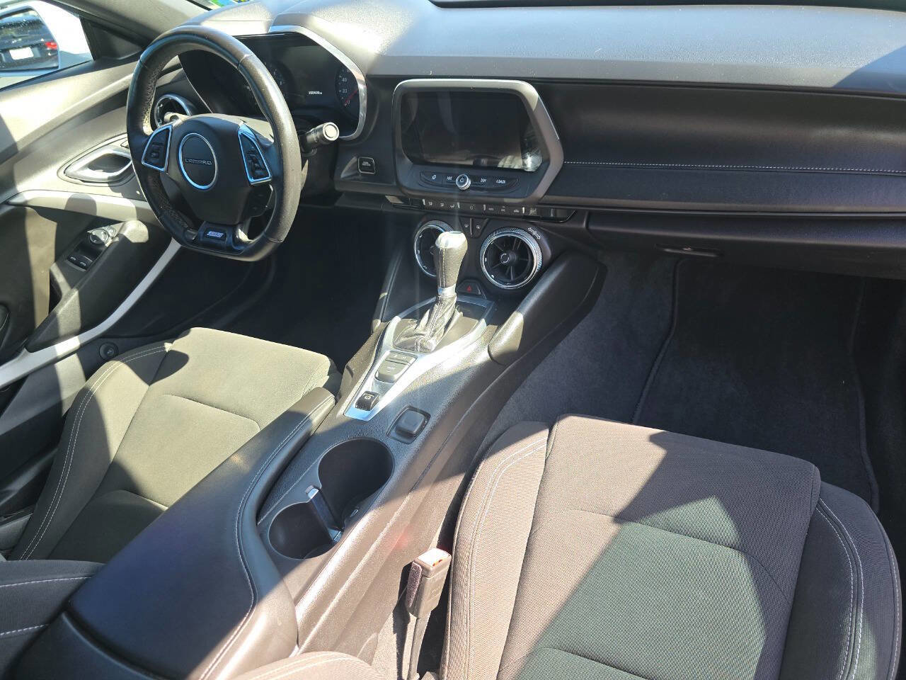 Used 2016 Chevrolet Camaro SS w/ Winter Protection Package image 22