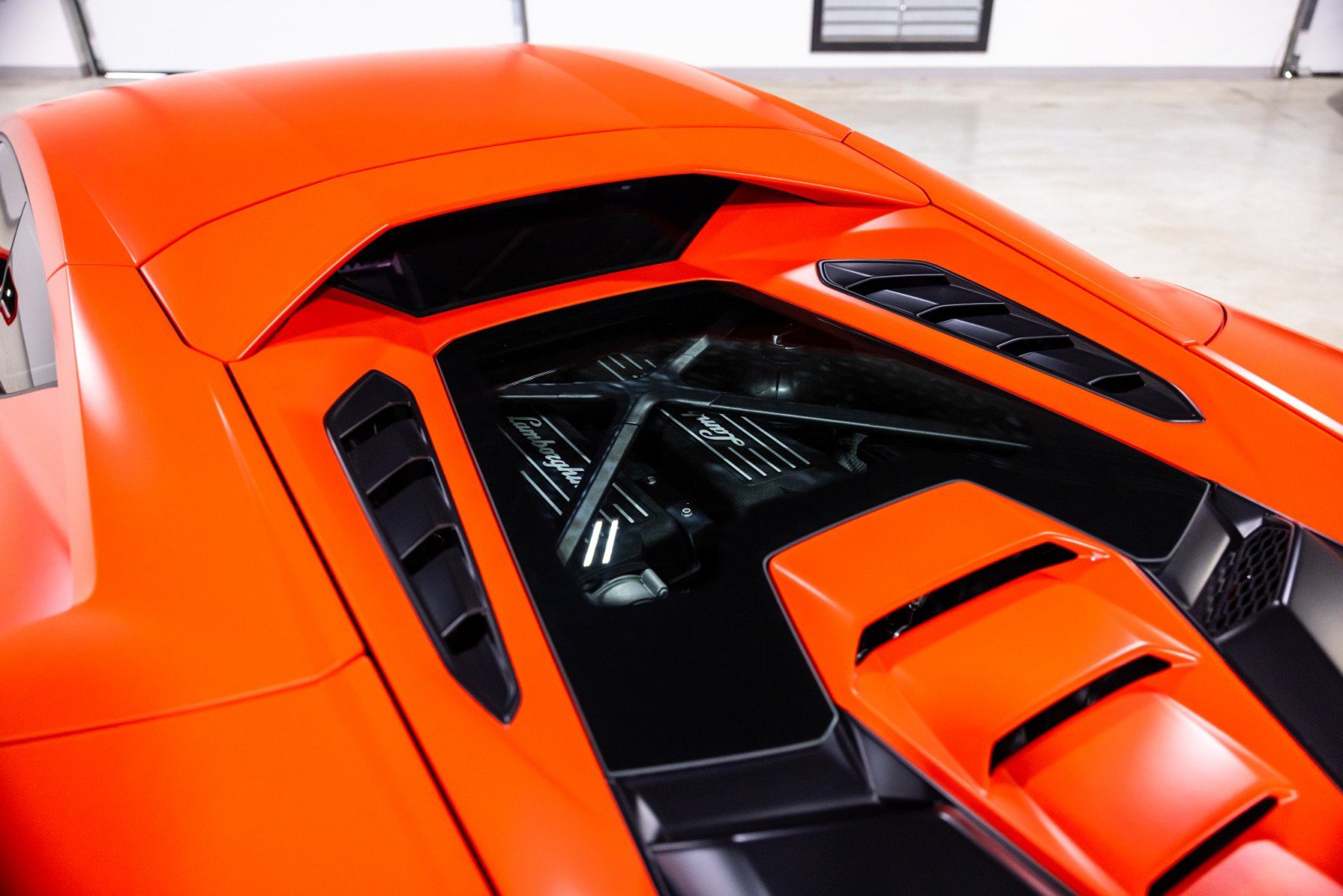 Used 2023 Lamborghini Huracan Tecnica RWD image 17