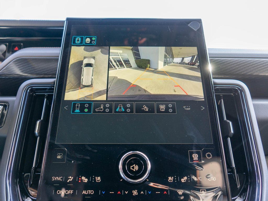 New 2026 GMC Yukon XL AT4 w/ AT4 Premium Plus Package image 29