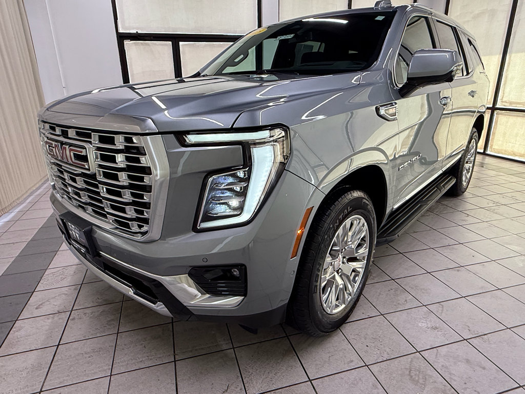 Used 2025 GMC Yukon Denali AWD/4WD image 11