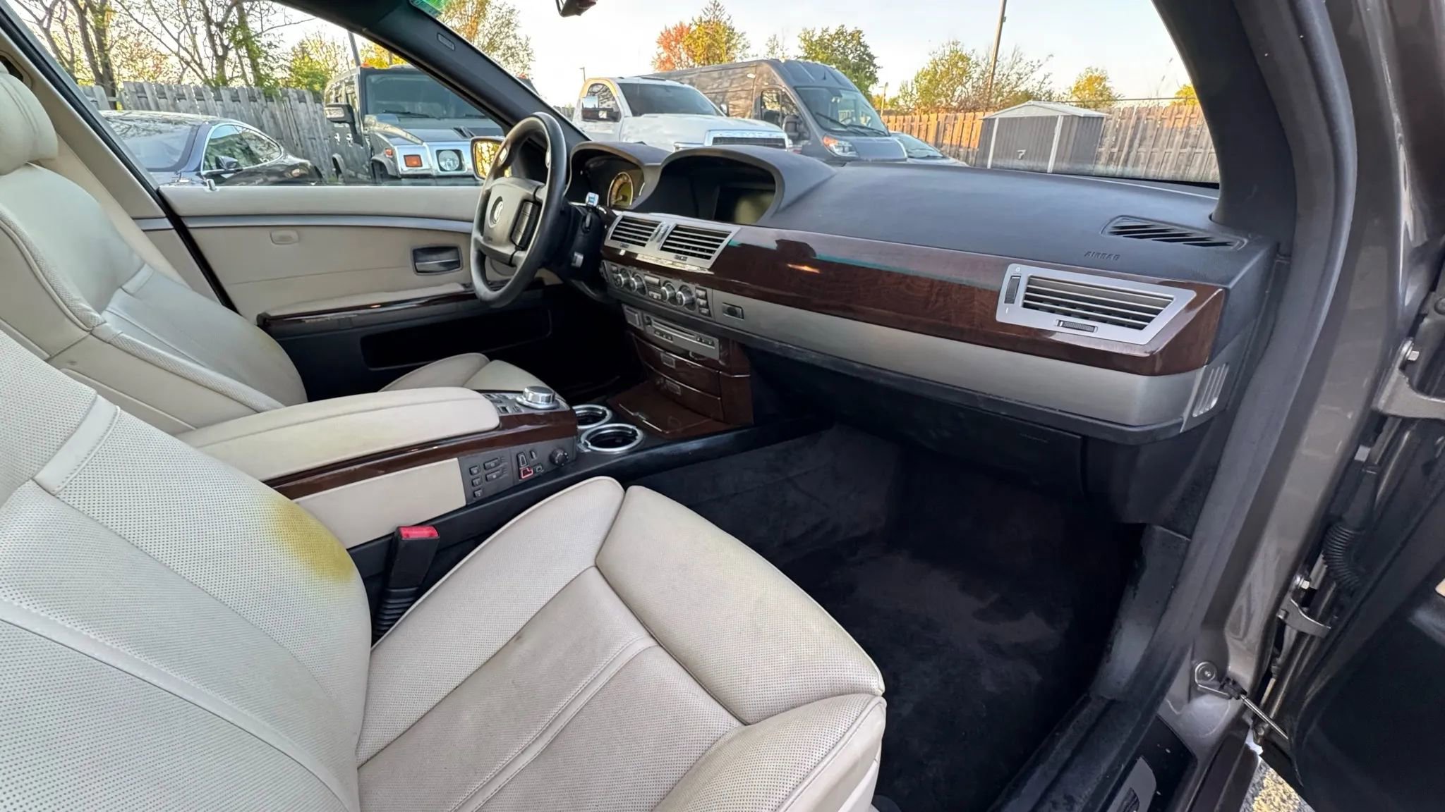 Used 2006 BMW 750Li image 31