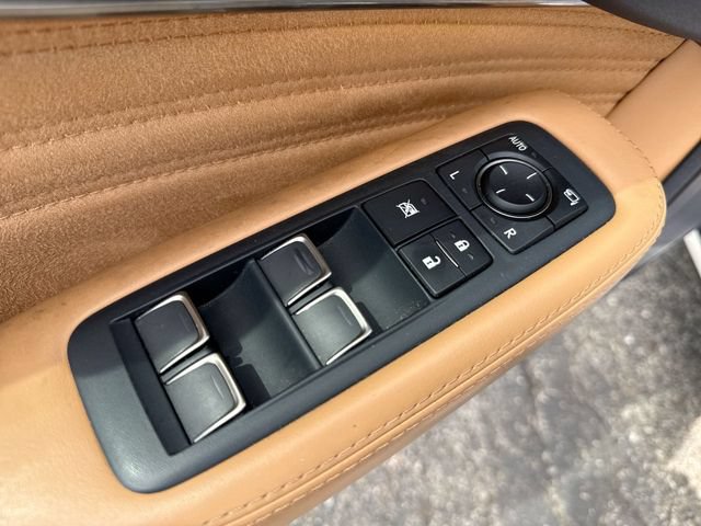 Used 2022 Lexus LS 500 AWD w/ Interior Upgrade Package image 13