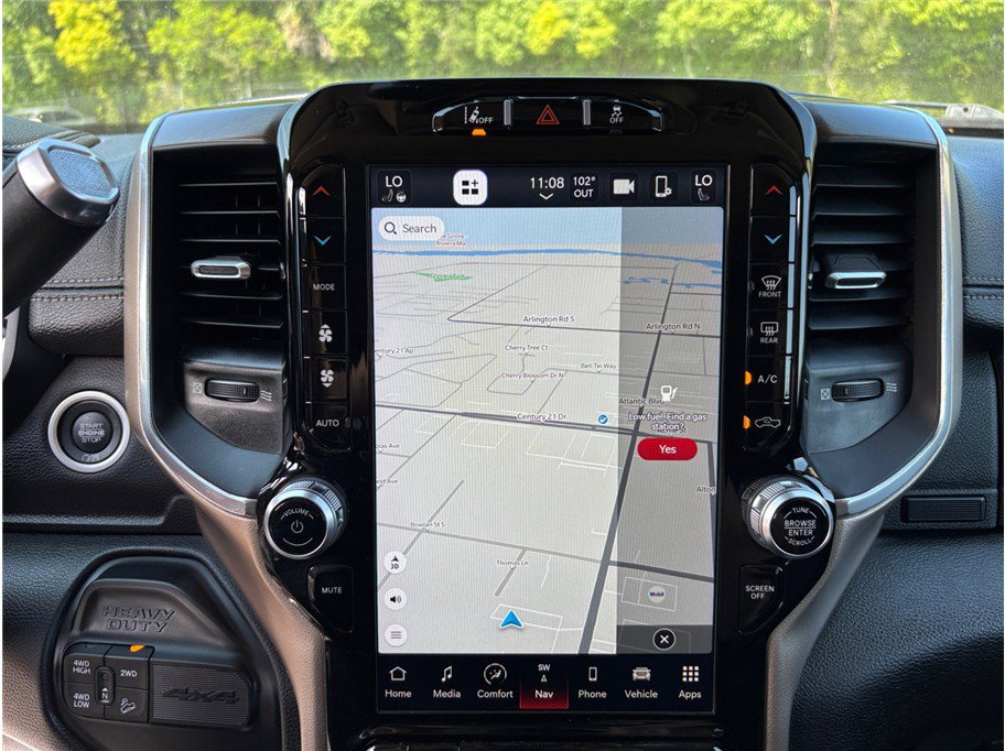 Used 2022 RAM 2500 Laramie w/ Safety Group B image 32