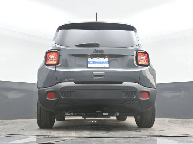 Used 2018 Jeep Renegade Altitude FWD image 45